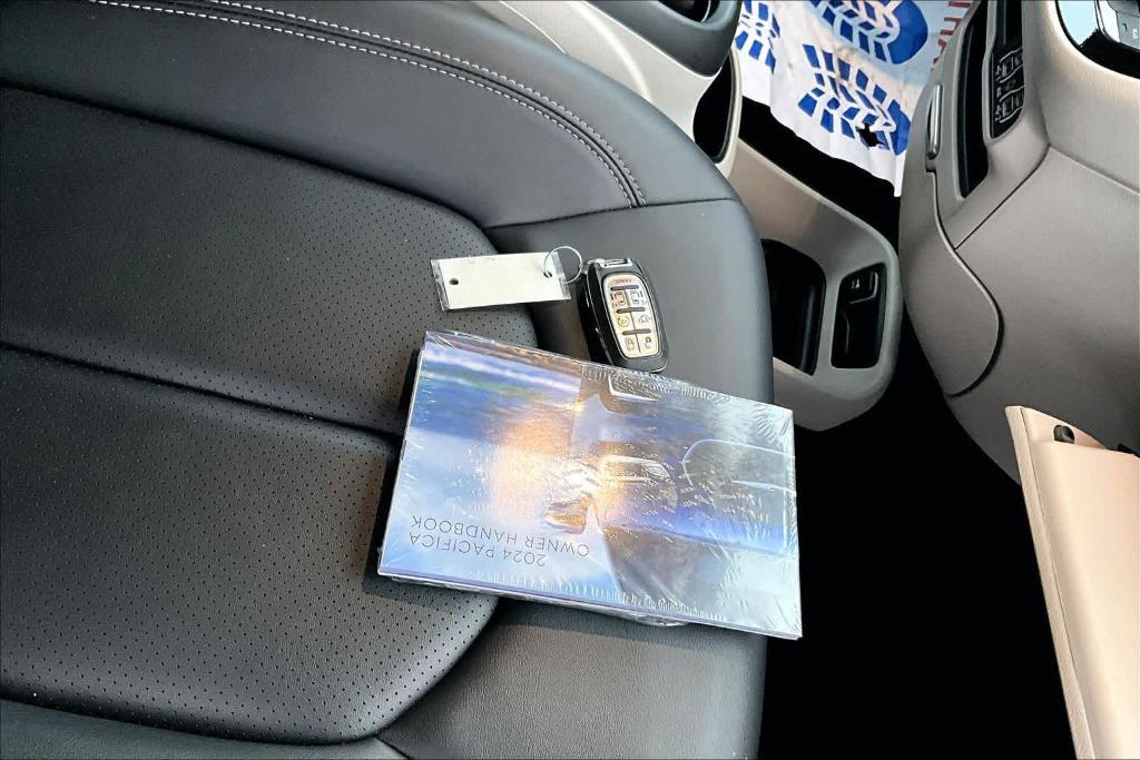 used 2024 Chrysler Pacifica car, priced at $30,495