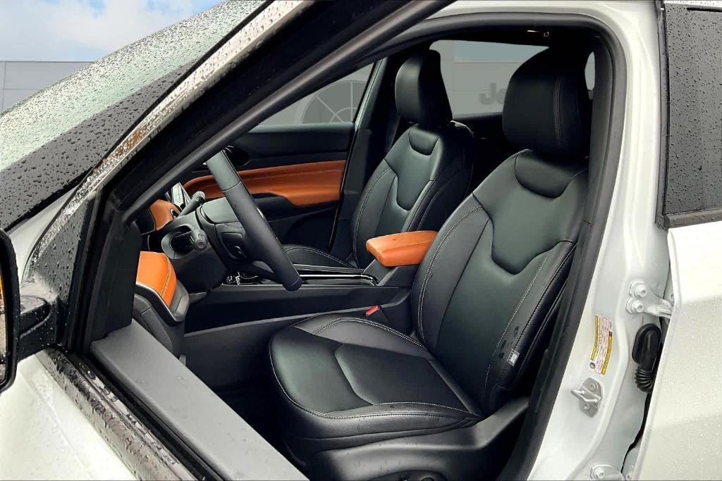 new 2025 Jeep Compass car, priced at $32,867