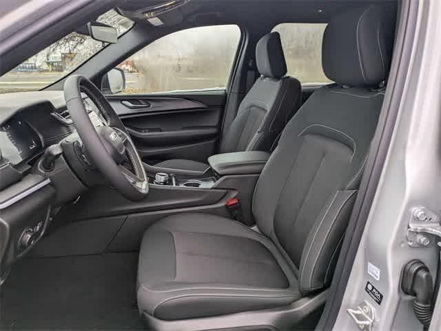 new 2025 Jeep Grand Cherokee car, priced at $40,919