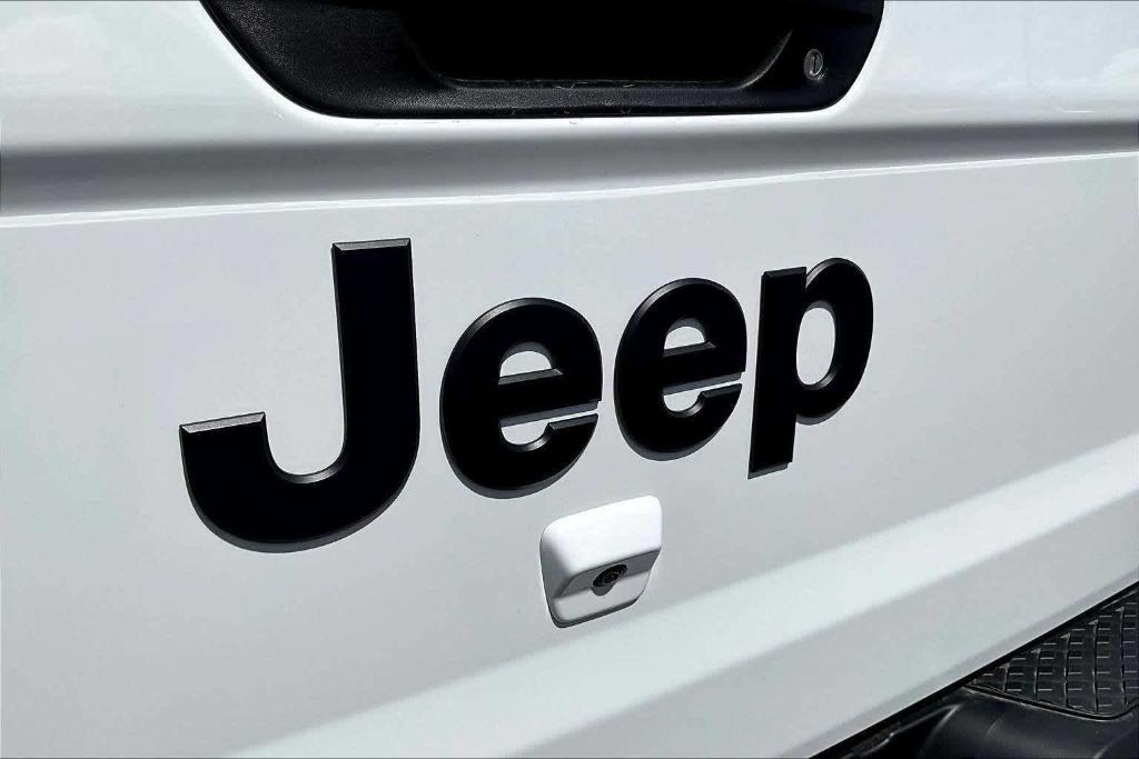 new 2025 Jeep Gladiator car, priced at $47,150