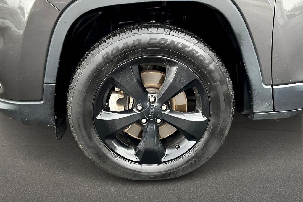 used 2021 Jeep Cherokee car, priced at $20,900