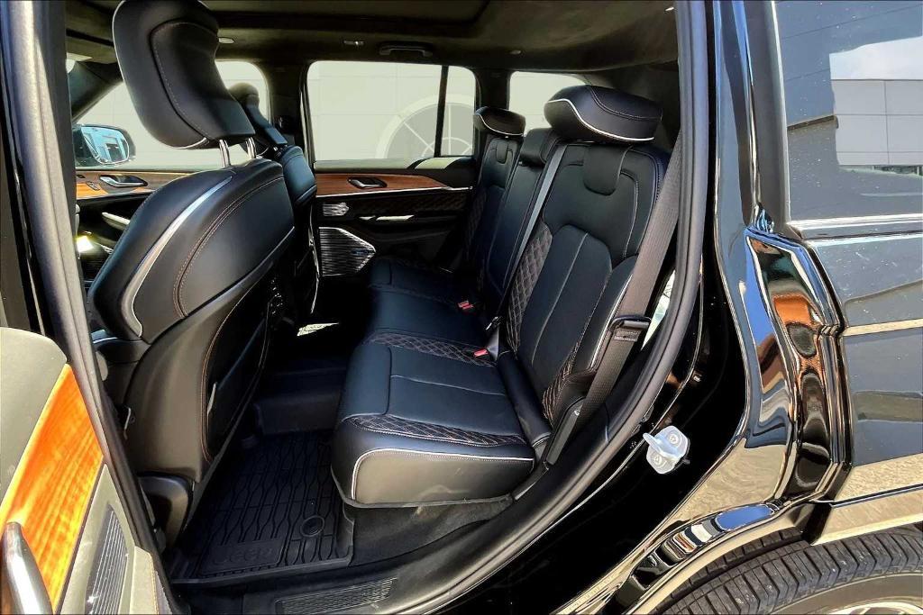 new 2025 Jeep Grand Cherokee car, priced at $66,493