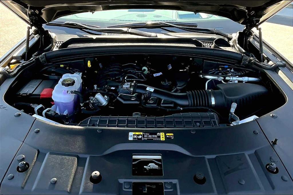 new 2025 Jeep Grand Cherokee car, priced at $66,493