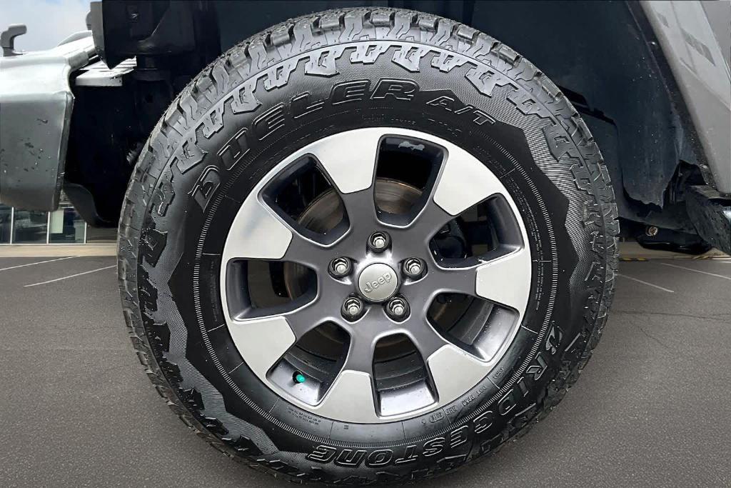 used 2017 Jeep Wrangler Unlimited car, priced at $21,900