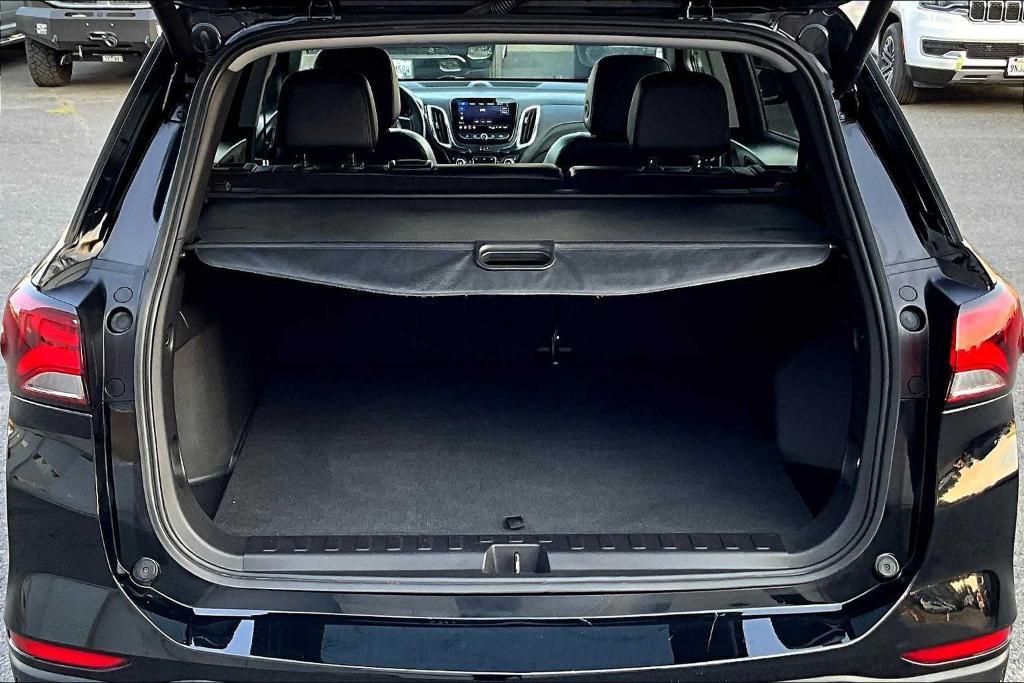 used 2024 Chevrolet Equinox car, priced at $25,500