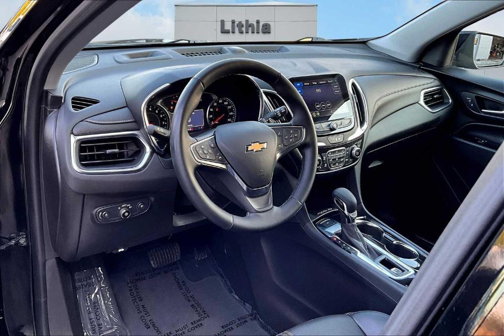 used 2024 Chevrolet Equinox car, priced at $25,500