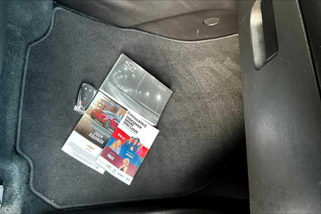 used 2024 Chevrolet Equinox car, priced at $25,500