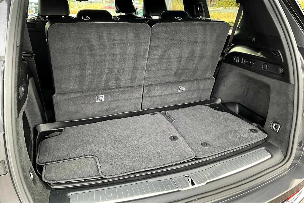 used 2021 Jeep Grand Cherokee L car, priced at $32,900