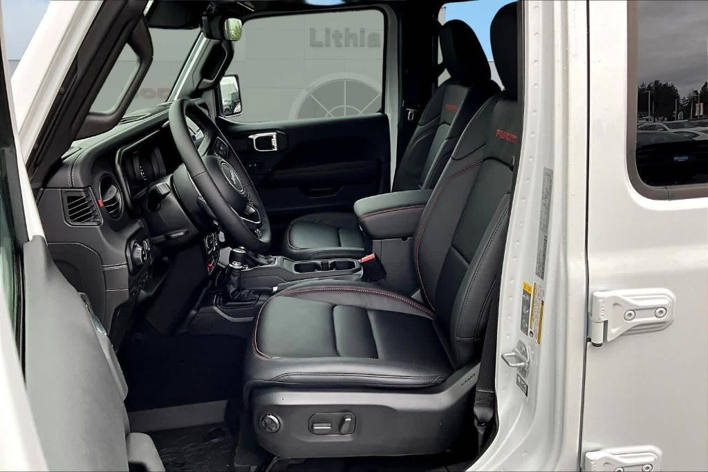 new 2025 Jeep Gladiator car, priced at $60,087