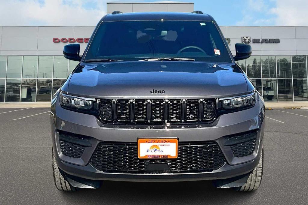 used 2023 Jeep Grand Cherokee car, priced at $31,900