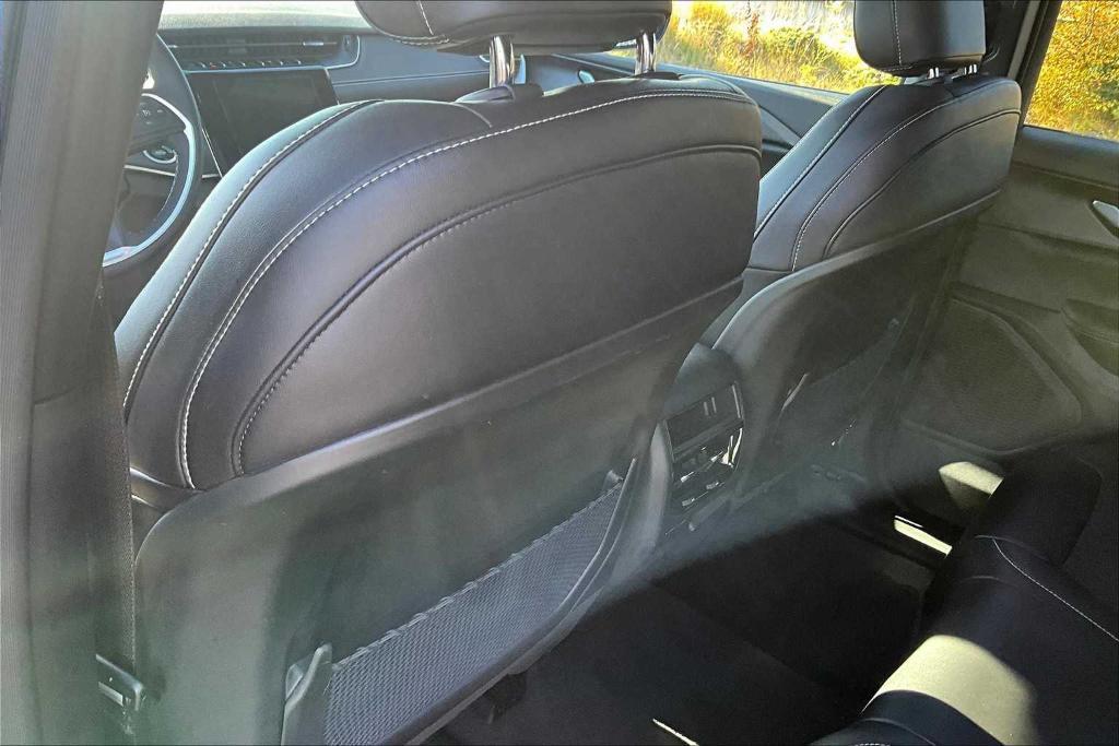 used 2023 Jeep Grand Cherokee car, priced at $31,900