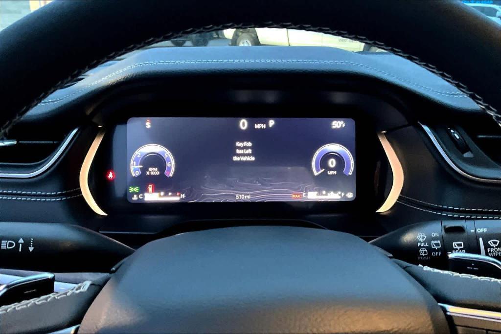 new 2025 Jeep Grand Cherokee car, priced at $50,011