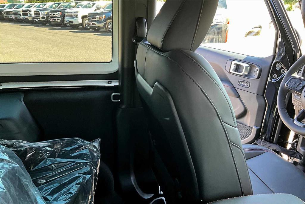 new 2025 Jeep Wrangler car, priced at $57,236