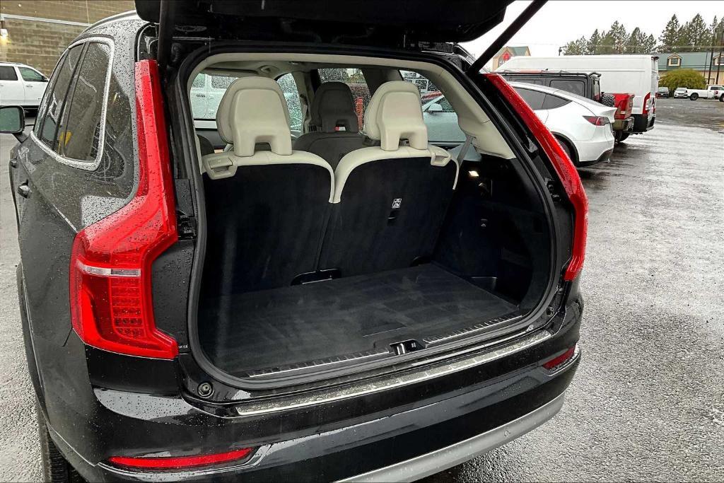 used 2022 Volvo XC90 car, priced at $38,900