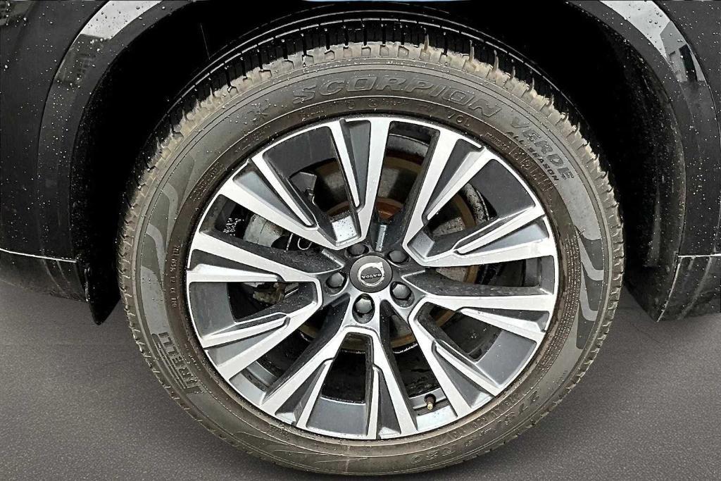 used 2022 Volvo XC90 car, priced at $38,900