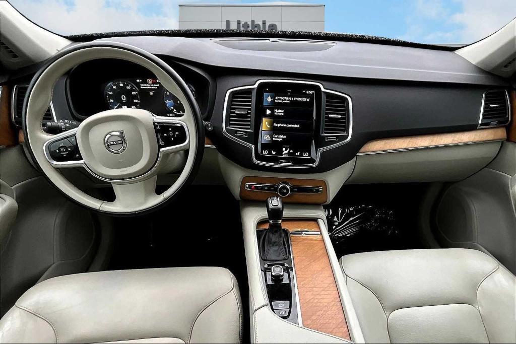 used 2022 Volvo XC90 car, priced at $38,900