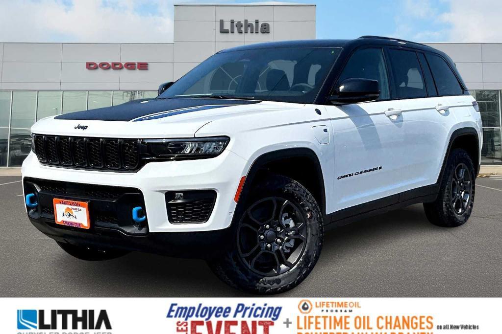 new 2025 Jeep Grand Cherokee 4xe car, priced at $68,238