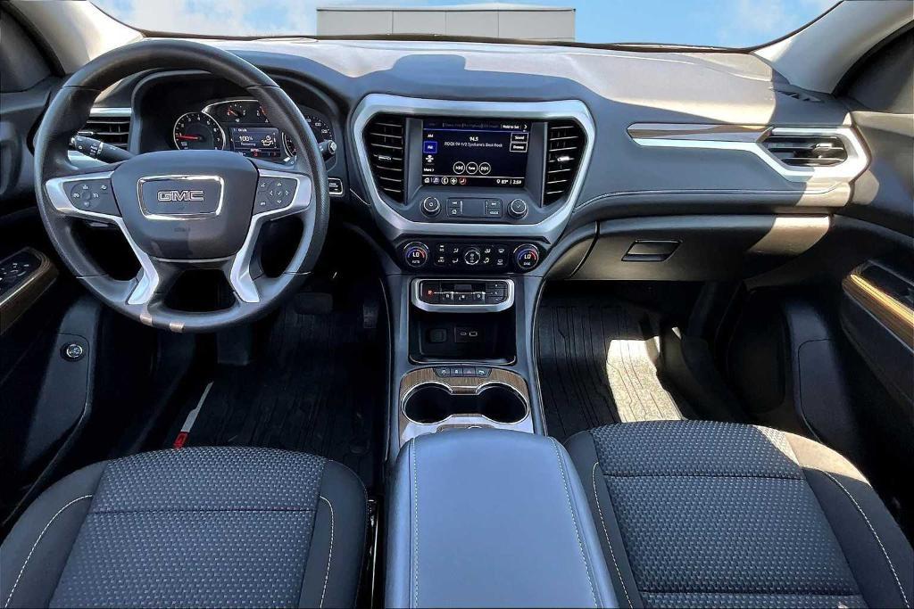 used 2023 GMC Acadia car, priced at $31,900