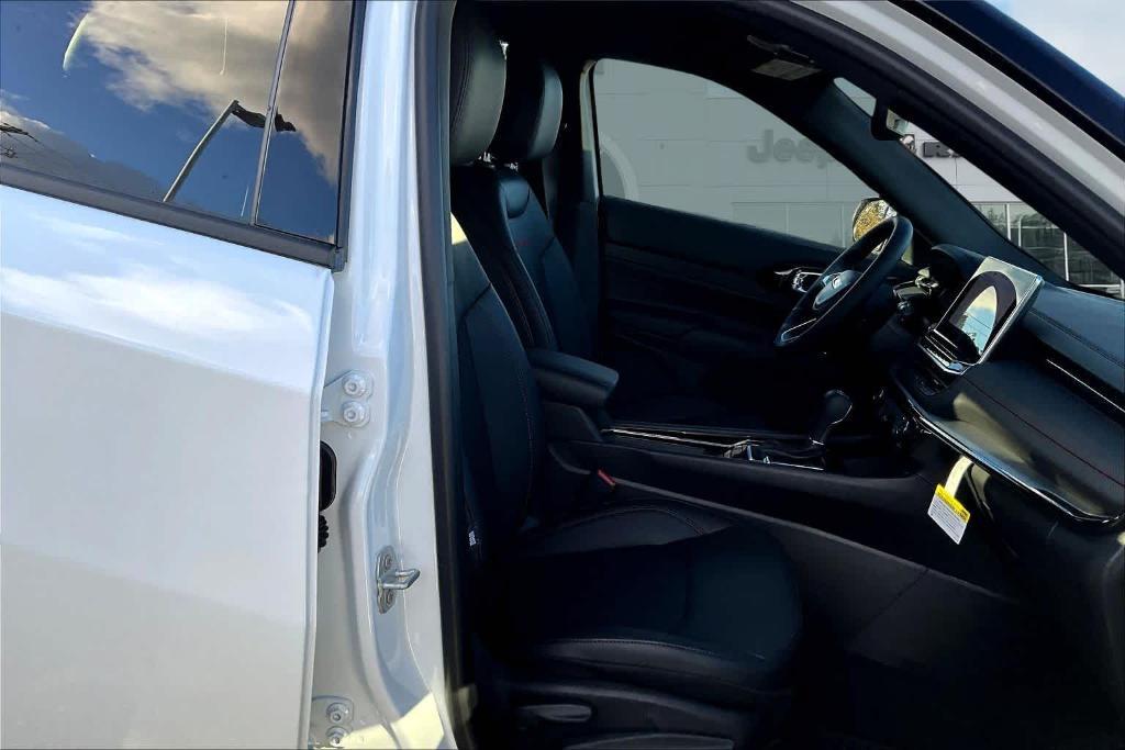 new 2026 Jeep Compass car, priced at $38,306