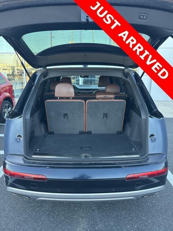 used 2017 Audi Q7 car, priced at $15,999