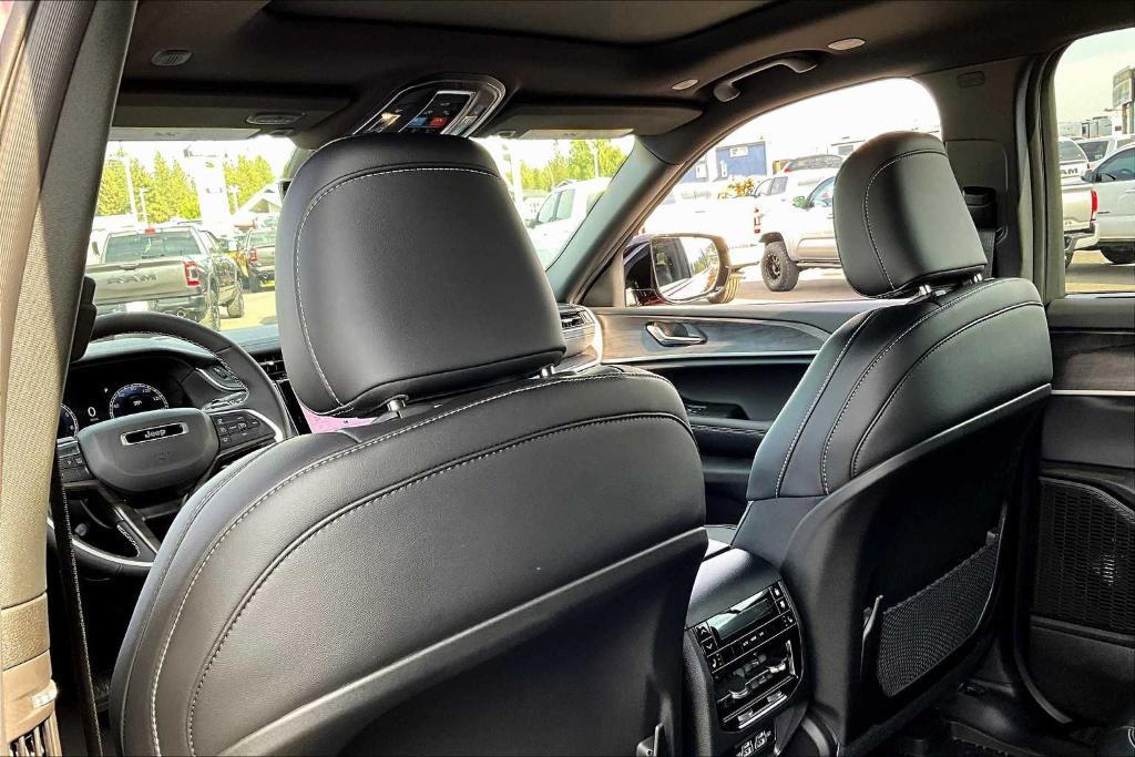 new 2025 Jeep Grand Cherokee L car, priced at $53,141