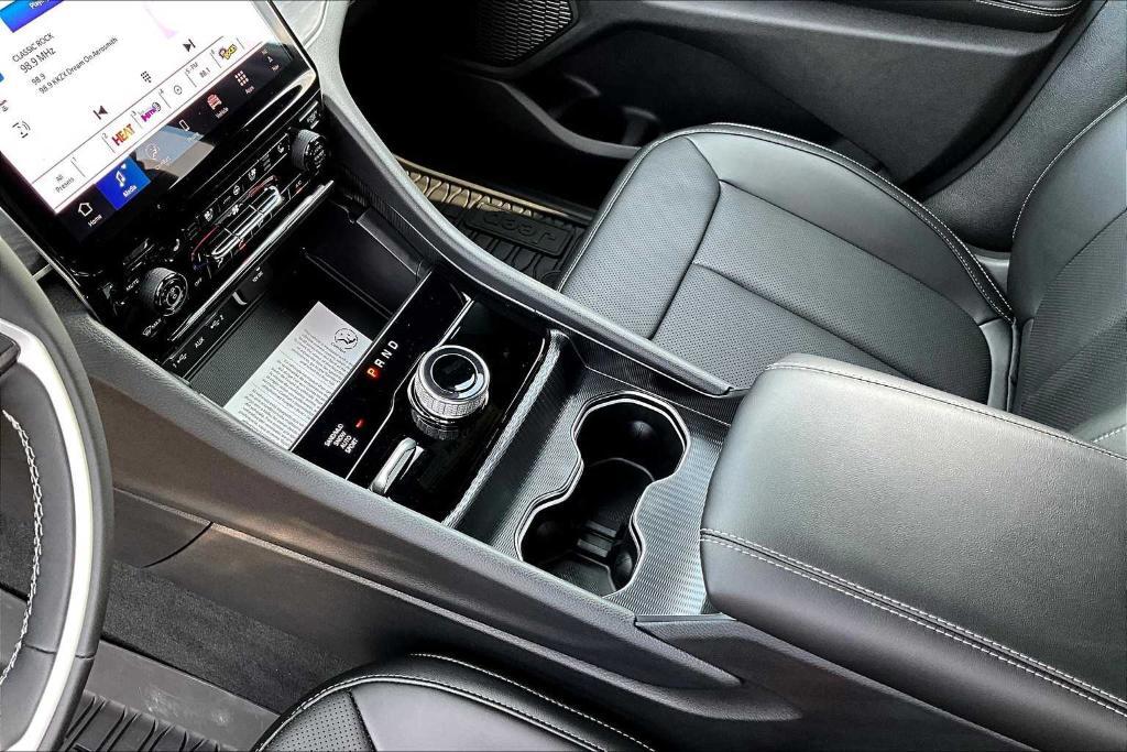 new 2025 Jeep Grand Cherokee L car, priced at $53,141