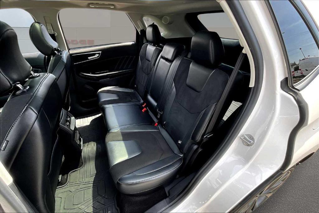 used 2015 Ford Edge car, priced at $16,000