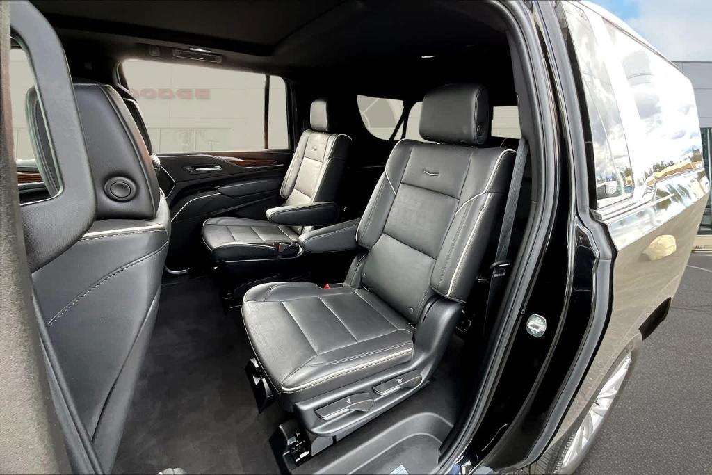 used 2023 Cadillac Escalade ESV car, priced at $76,000