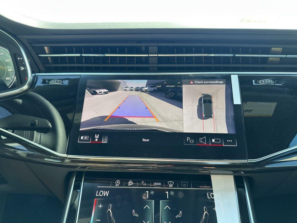 new 2025 Audi Q7 car, priced at $82,482