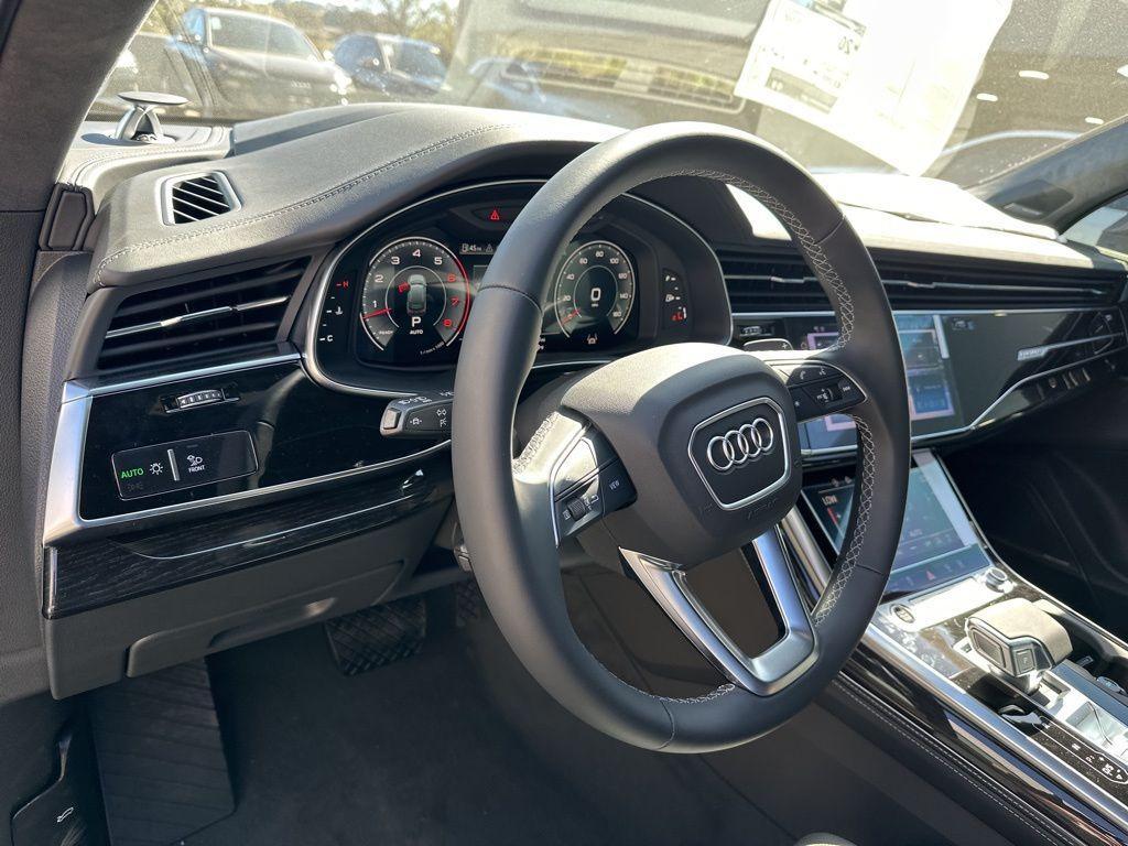 new 2025 Audi Q7 car, priced at $82,482