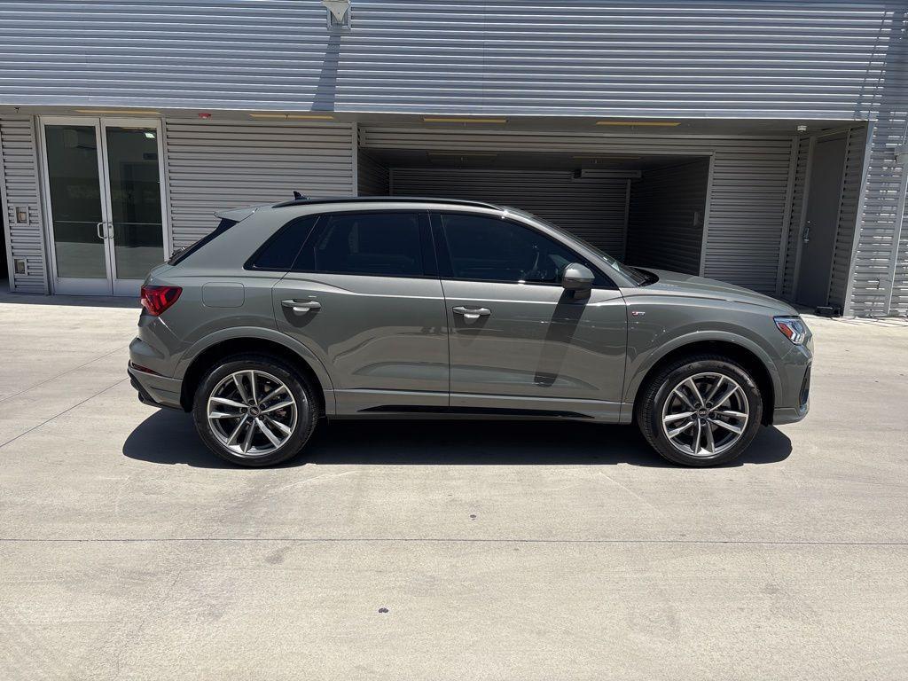 new 2025 Audi Q3 car, priced at $45,200