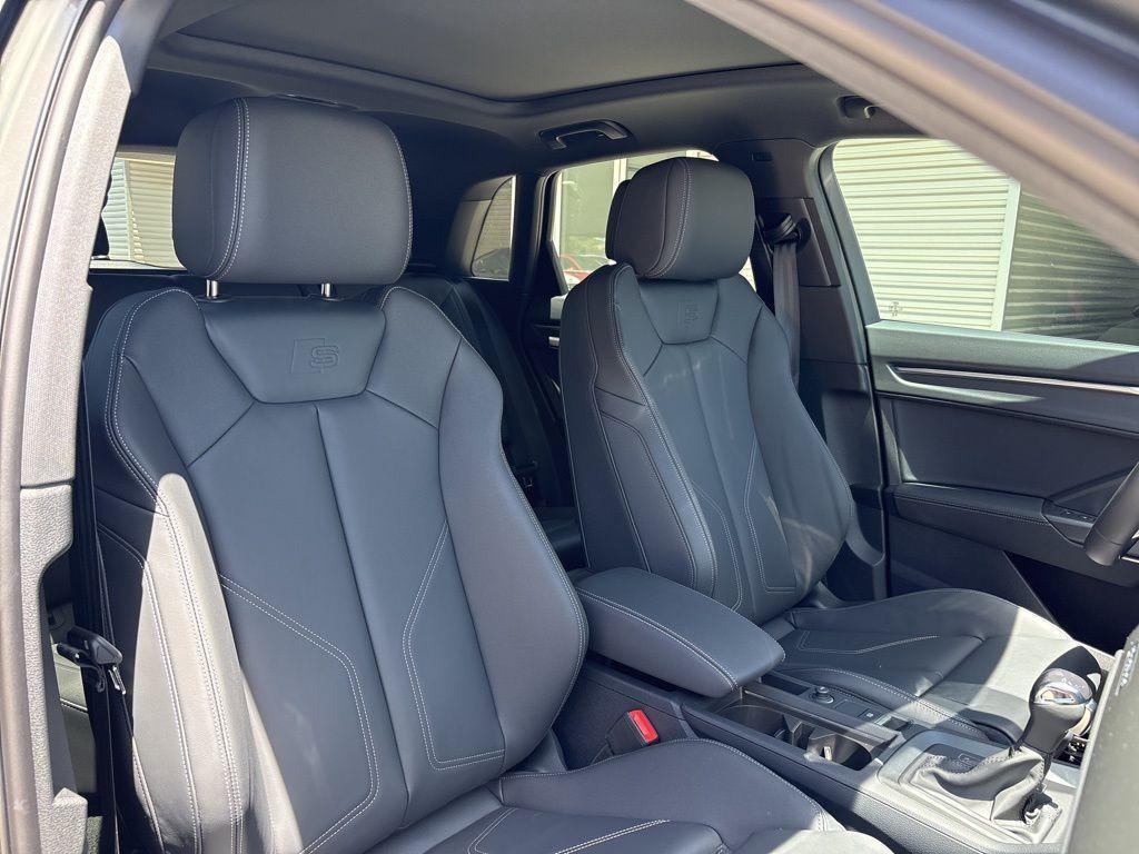 new 2025 Audi Q3 car, priced at $45,200