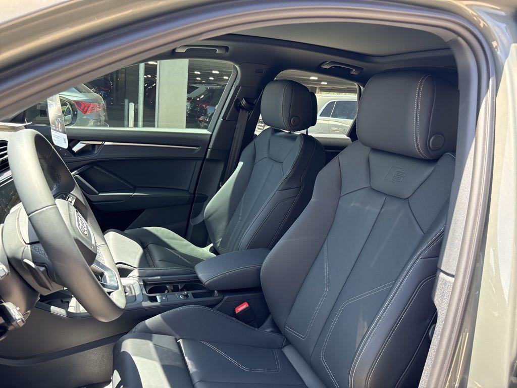 new 2025 Audi Q3 car, priced at $45,200