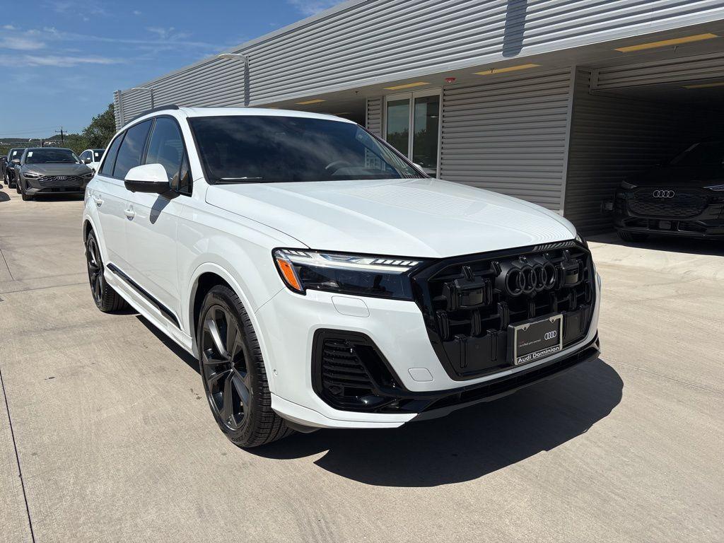 used 2025 Audi Q7 car, priced at $73,991