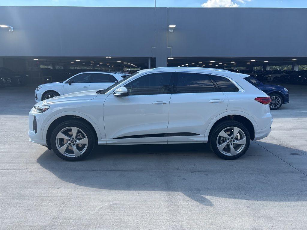 new 2025 Audi Q5 car, priced at $61,950