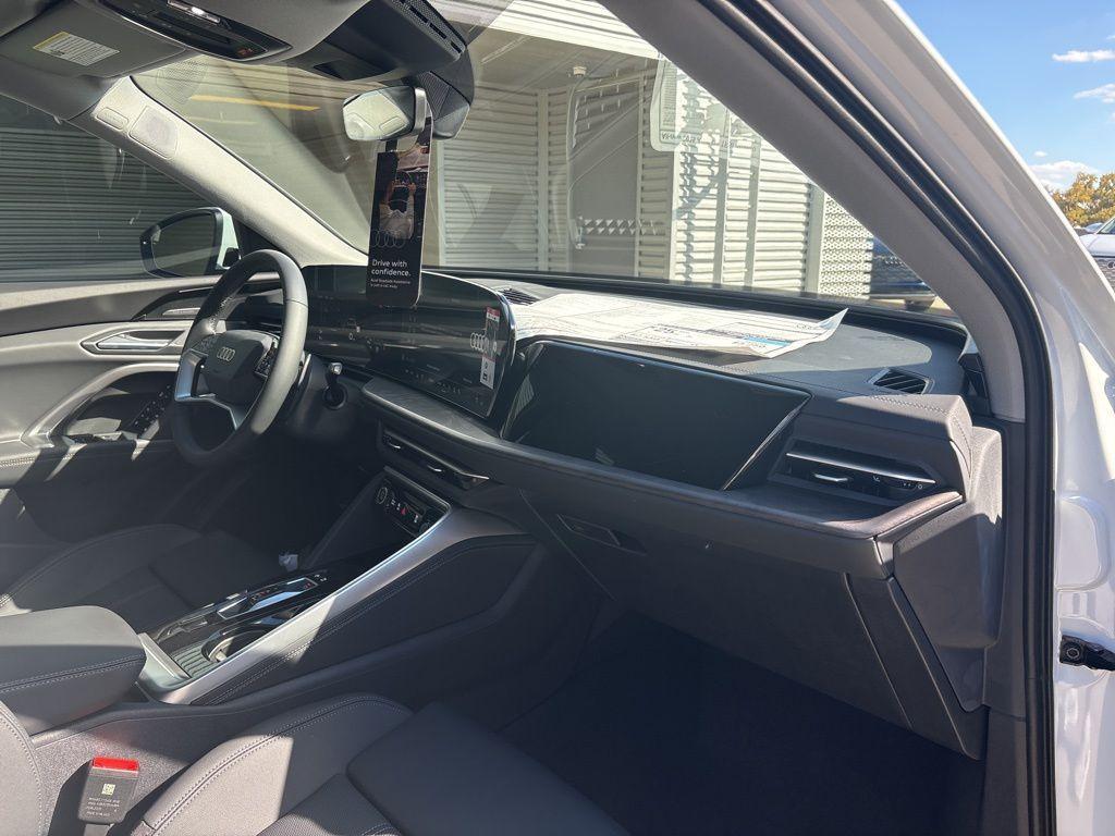 new 2025 Audi Q5 car, priced at $61,950
