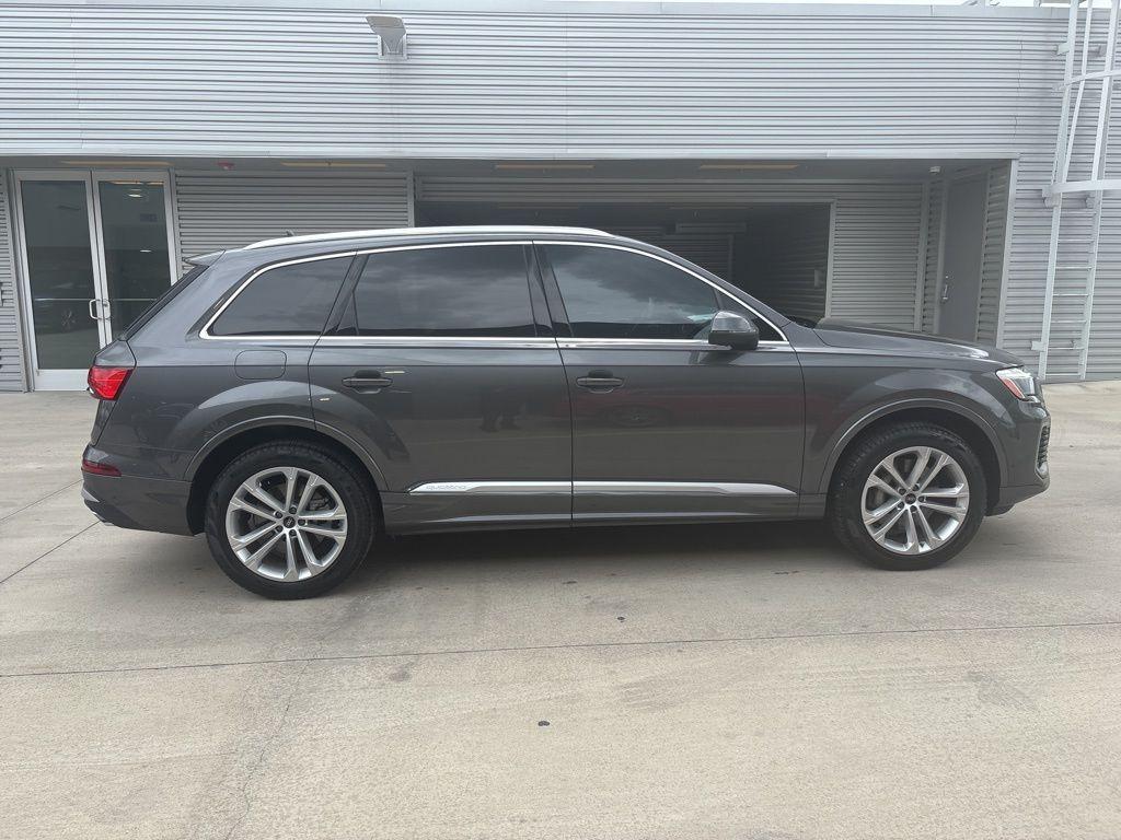 used 2025 Audi Q7 car, priced at $62,991