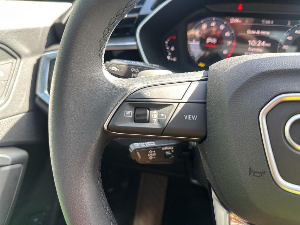 new 2025 Audi Q3 car, priced at $41,615