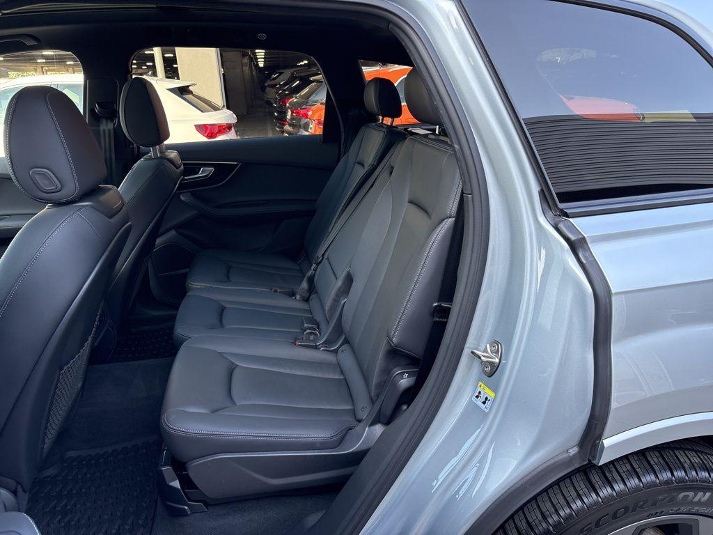 used 2025 Audi Q7 car, priced at $58,994