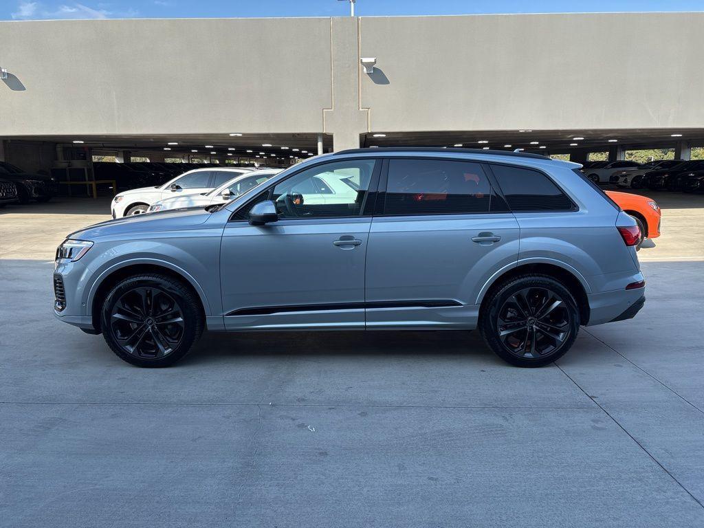 used 2025 Audi Q7 car, priced at $58,994