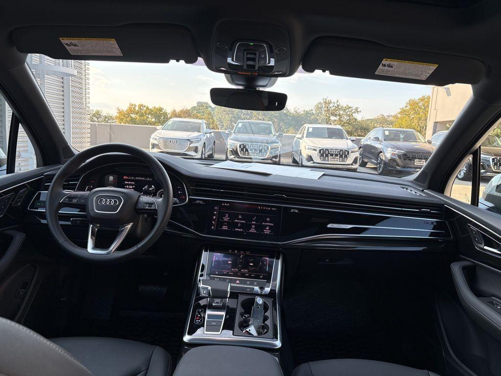 used 2025 Audi Q7 car, priced at $58,994