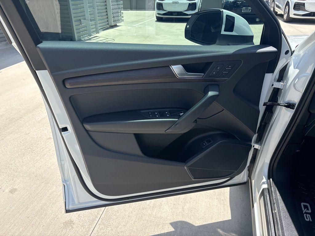 used 2024 Audi Q5 car, priced at $40,591