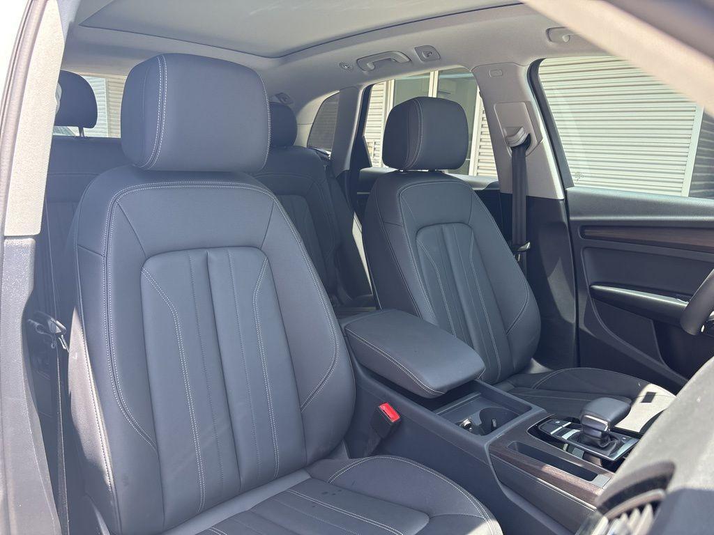 used 2024 Audi Q5 car, priced at $40,591