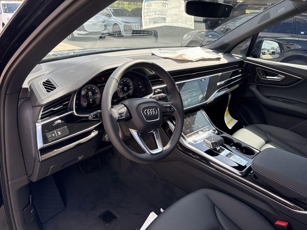 new 2025 Audi Q7 car, priced at $65,367