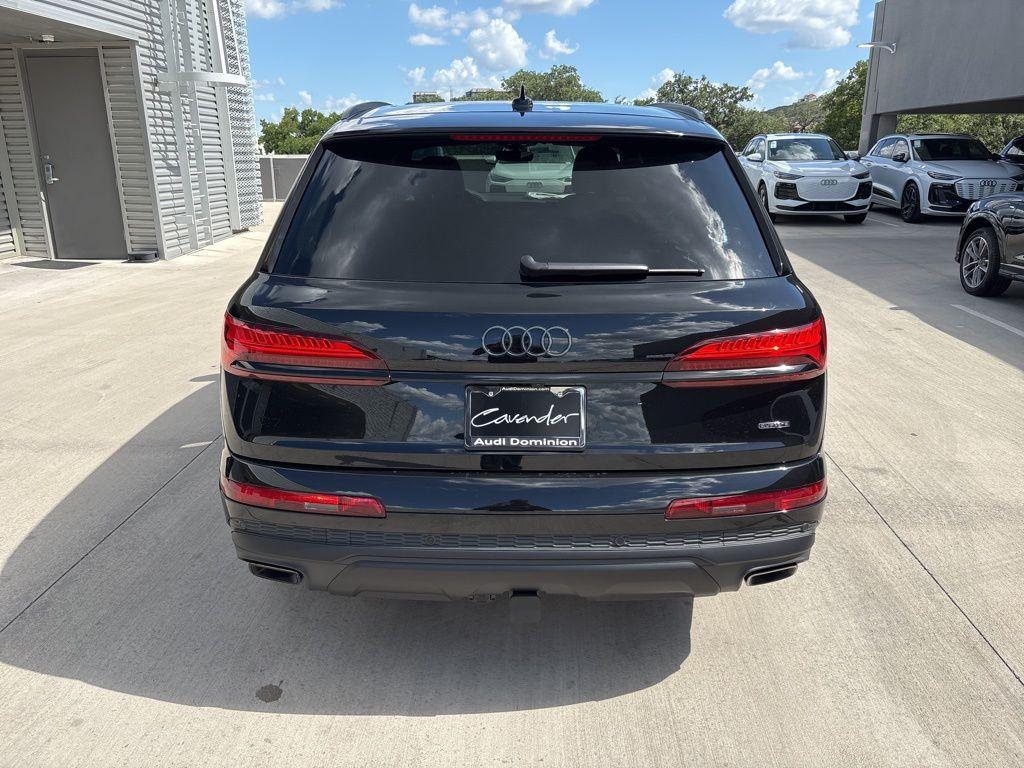 new 2025 Audi Q7 car, priced at $65,367