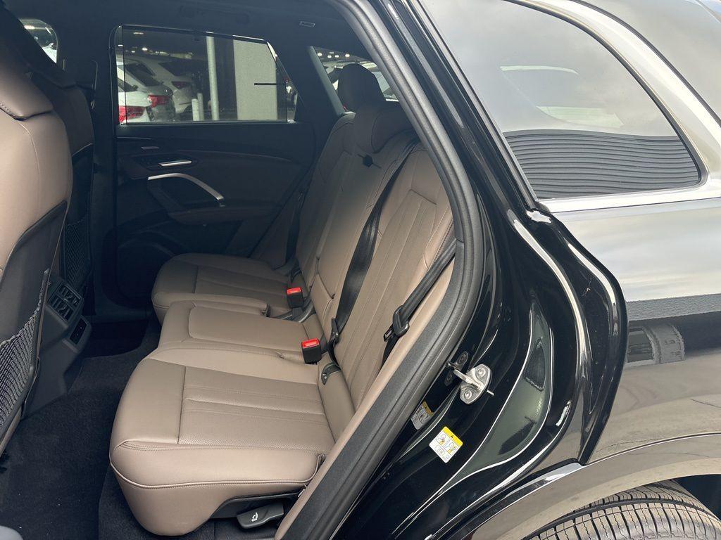 new 2025 Audi Q5 car, priced at $61,950