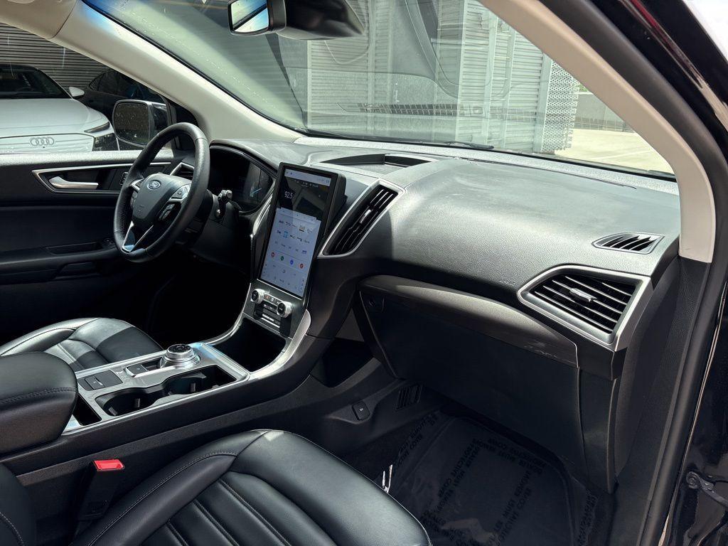 used 2024 Ford Edge car, priced at $25,991