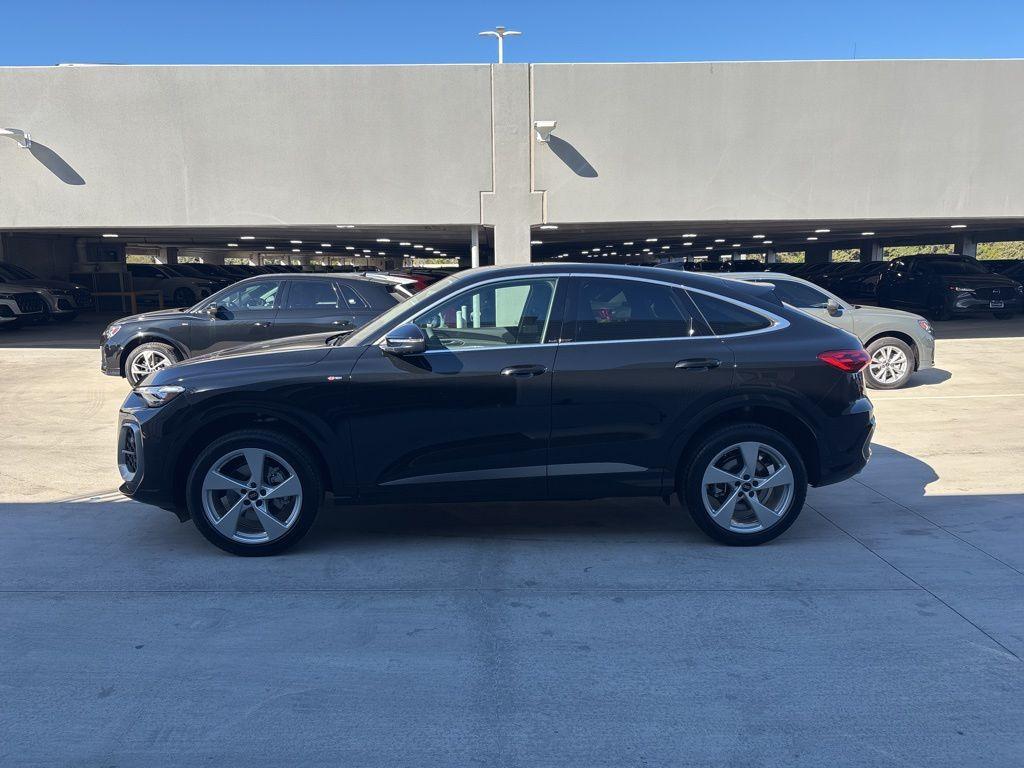 new 2025 Audi Q5 car, priced at $63,530