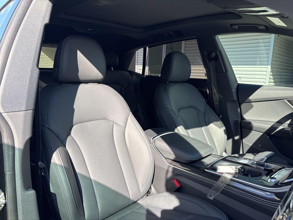 new 2026 Audi Q8 car, priced at $91,700