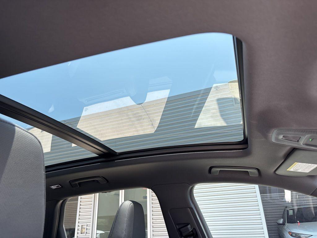 new 2025 Audi SQ6 e-tron car, priced at $84,015